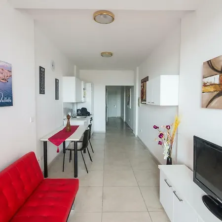 Trendy Seafront Sliema Appartement Gzira
